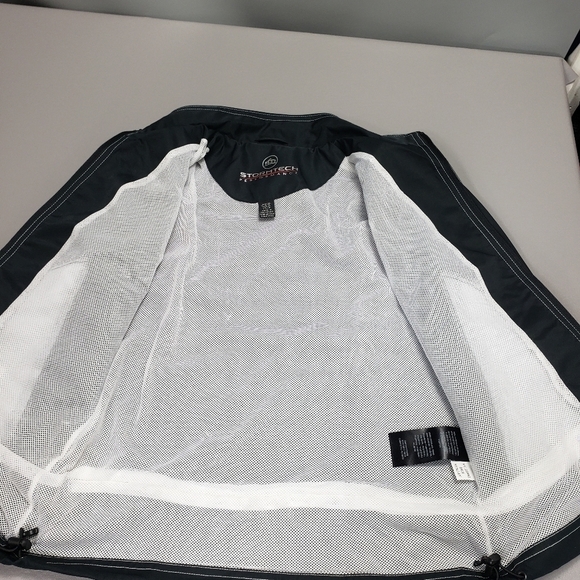 Boys stormtech performance black, white light jacket youth size small - Picture 8 of 9
